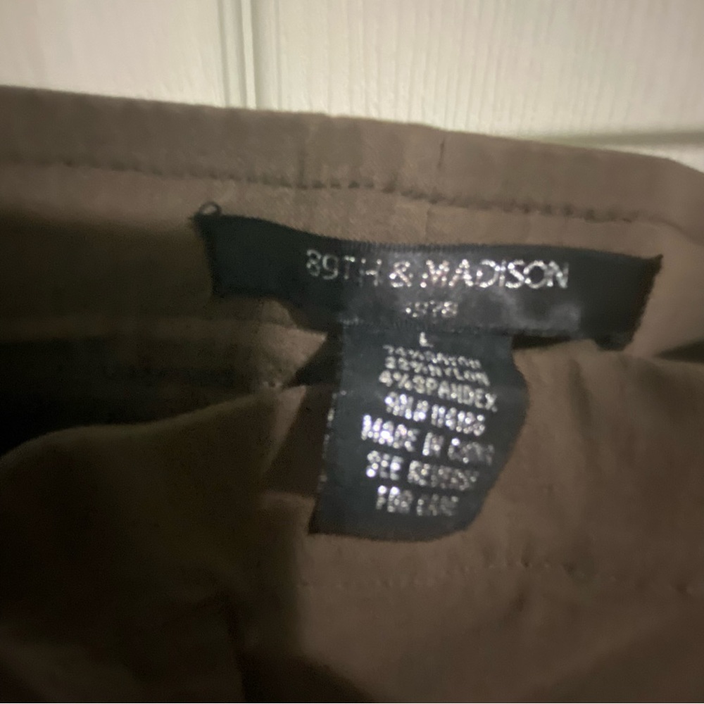 89th&Madison pull on size large brown pants.  Legs are 27”inseam. - Picture 4 of 4